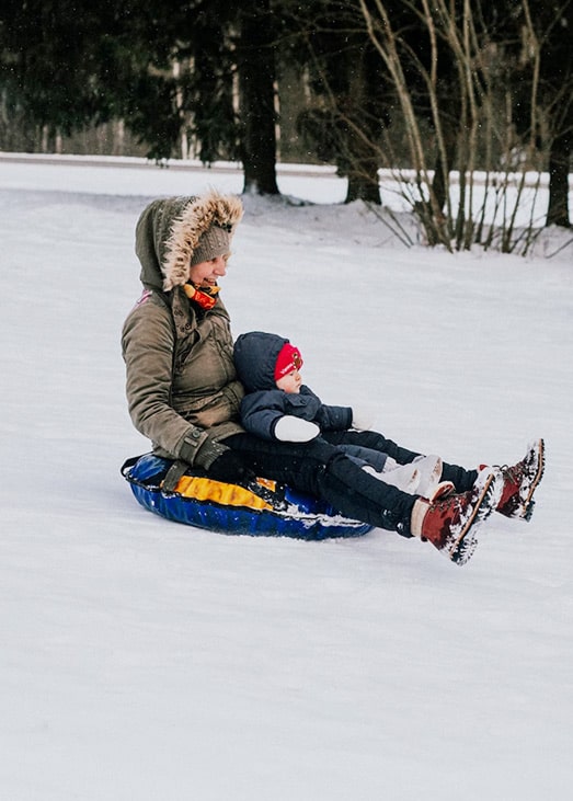 Glissades sur neige au Viking Resort